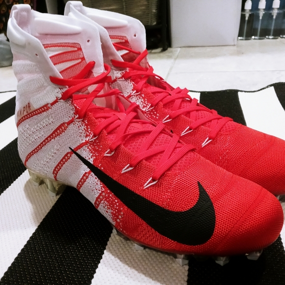 Mens Nike Untouchable 3 Football Cleats size 11.5 - Picture 2 of 8